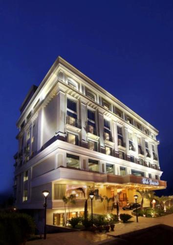 Tuli Imperial Hotel — exterior