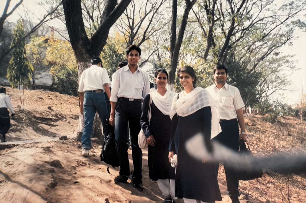 2001 College Days